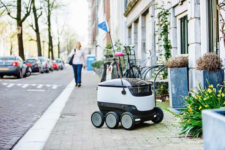 Delivery robot for ecommerce